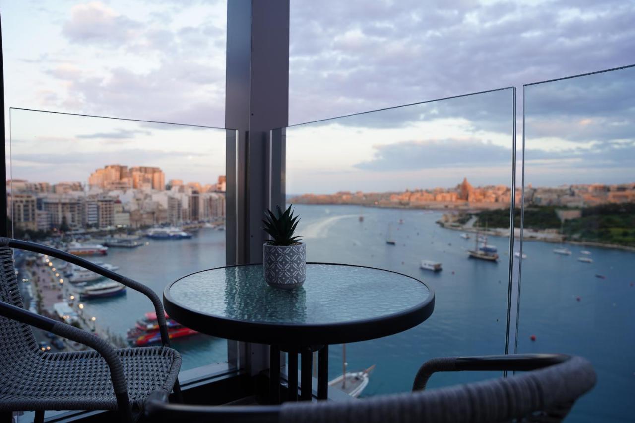 The Londoner Hotel Sliema Exterior photo